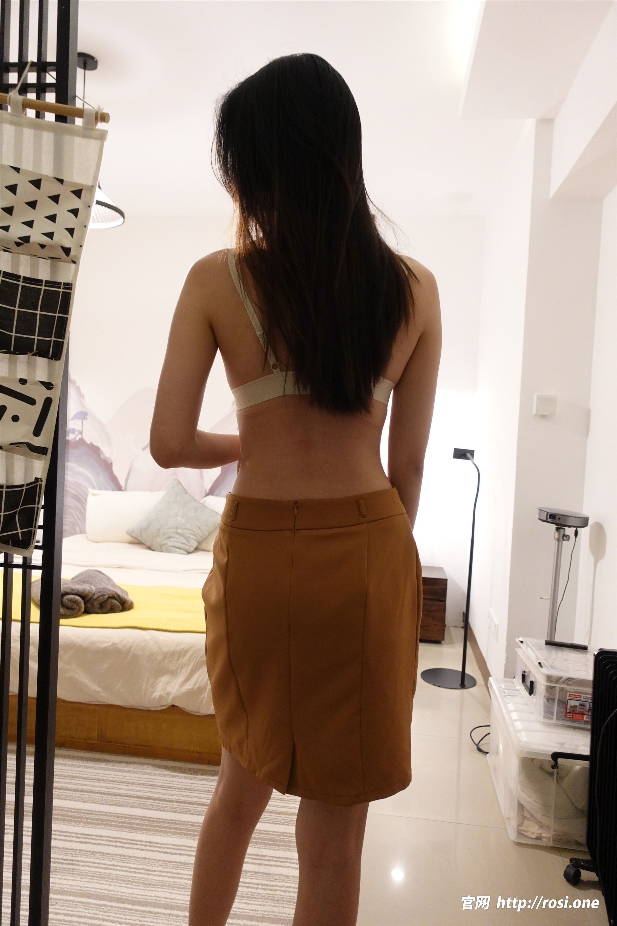 ROSI写真 2022.08.11 NO.3902